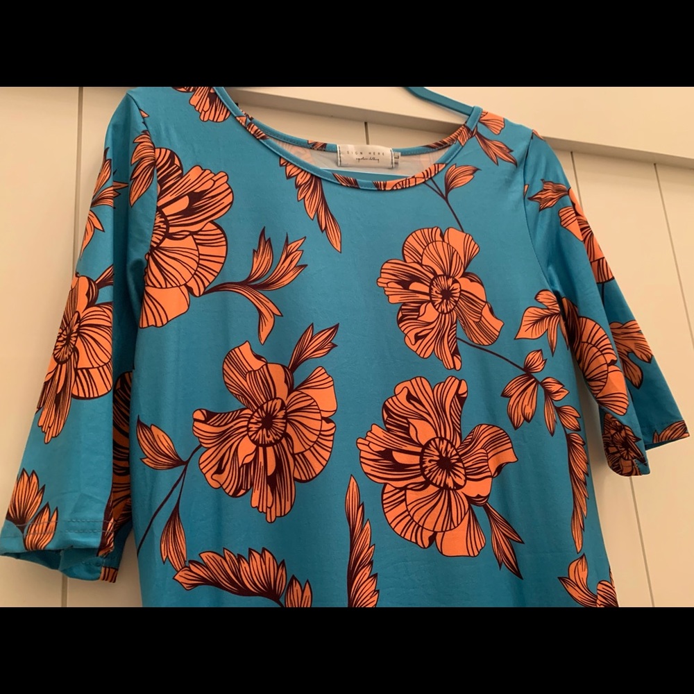 Sign Here Signature Clothing Dress, beautiful blue w/ vibrant orange flowers, LG